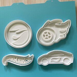 Hot Wheels cookie cutters set
